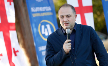 ირაკლი ჩიქოვანი- ,,სირცხვილის კორიდორი“ ეს არის ანტისახელმწიფოებრივი განზრახვა, როდესაც კონკრეტული პოლიტიკური ძალა და ადამიანთა ჯგუფი  ცდილობს  საკუთარი მოქალაქეები დაუპირისპიროს ერთმანეთს