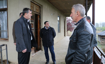 სოზარ სუბარმა სამეგრელოში ეკომიგრანტი ოჯახები მოინახულა