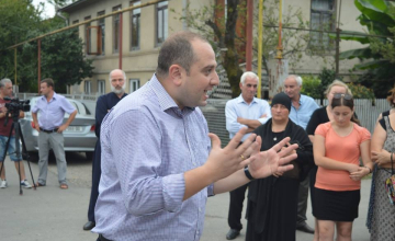 ირაკლი ჩიქოვანმა წინასაარჩევნო კამპანია დაიწყო