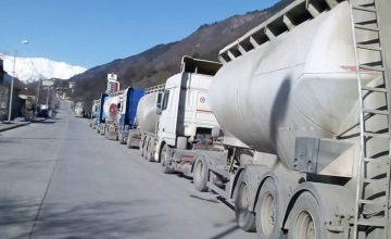 აქციის მონაწილეებმა მშენებარე ჰესების ტერიტორიაზე სპეციალური ტექნიკა შეუშვეს