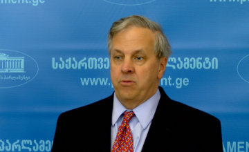 ამერიკის ელჩი ე.წ.საზღვრების მოწყობაზე