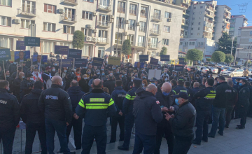 ზუგდიდის მერიასთან გაერთიანებული ოპოზიციის აქცია მიმდინარეობს