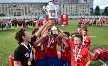 „კოკა კოლას თასი