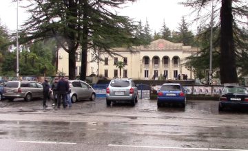რუხის საარჩევნო უბნებს ელექტროენერგიის მიწოდება აღუდგა (ვიდეო)