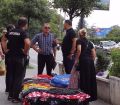 ზუგდიდში რუსთაველის ქუჩაზე გარემოვაჭრეები სიტყვიერად გააფრთხილეს, რომ ტერიტორიიდან დახლები აიღონ