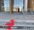 ზუგდიდში გუბერნიის შენობას პროტესტის ნიშნად წითელი საღებავი შეასხეს